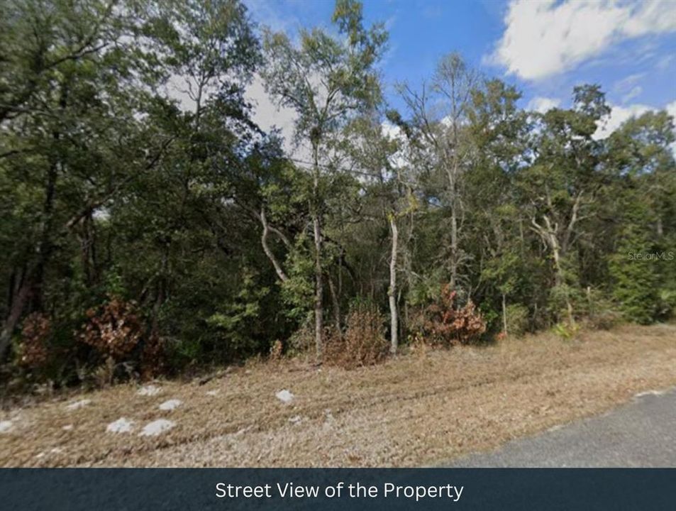 En Venta: $113,000 (5.69 acres)