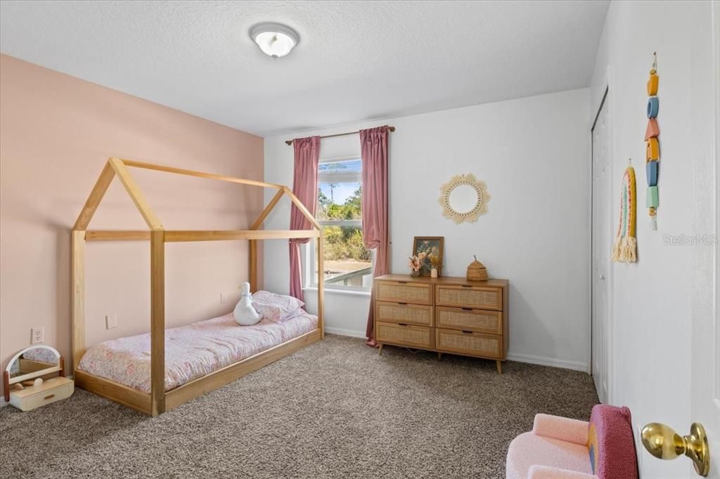 Activo con contrato: $679,000 (5 camas, 3 baños, 2916 Pies cuadrados)