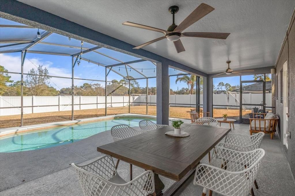 Activo con contrato: $679,000 (5 camas, 3 baños, 2916 Pies cuadrados)