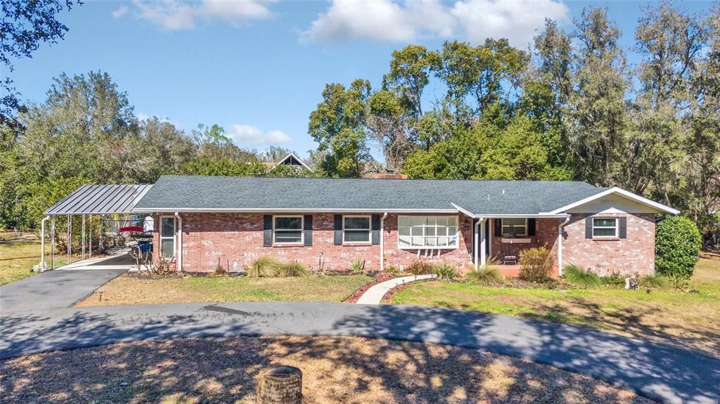 Recently Sold: $350,000 (3 beds, 2 baths, 2168 Square Feet)
