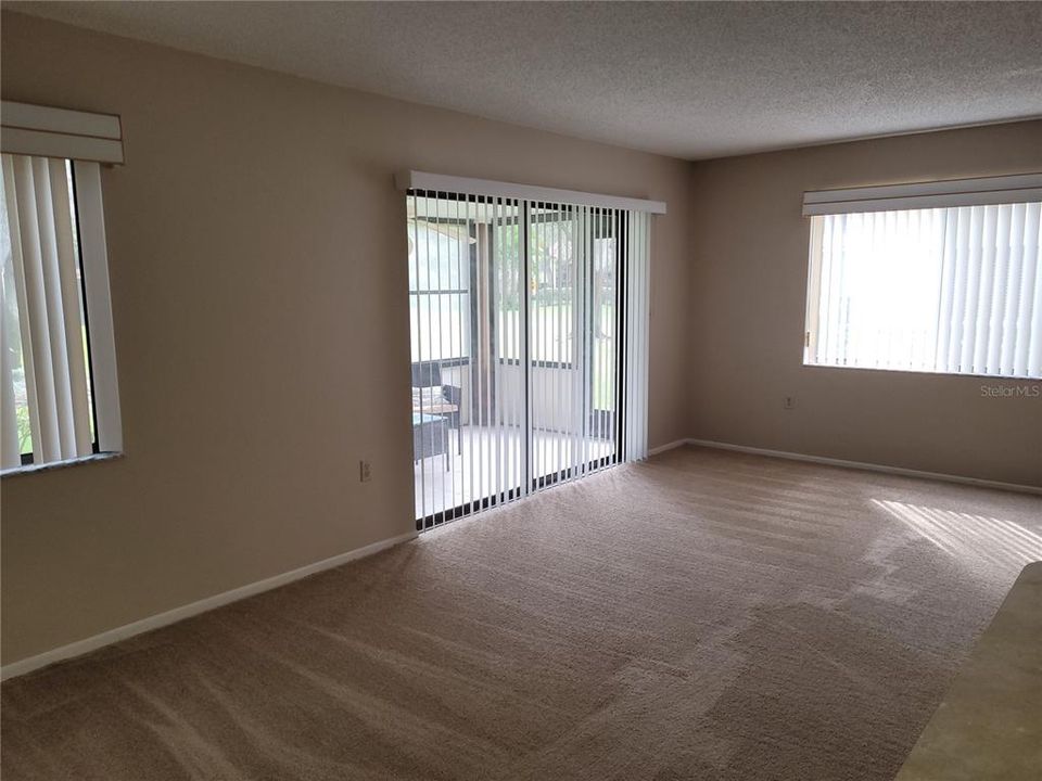 В аренду: $1,700 (2 спален, 2 ванн, 1060 Квадратных фут)