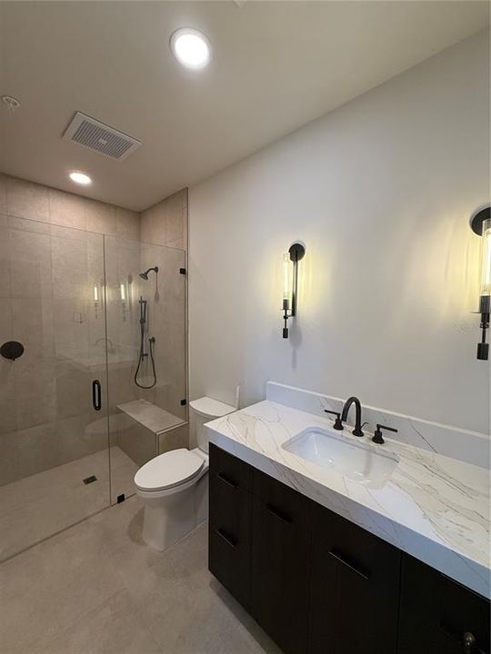 For Rent: $6,000 (2 beds, 2 baths, 1500 Square Feet)
