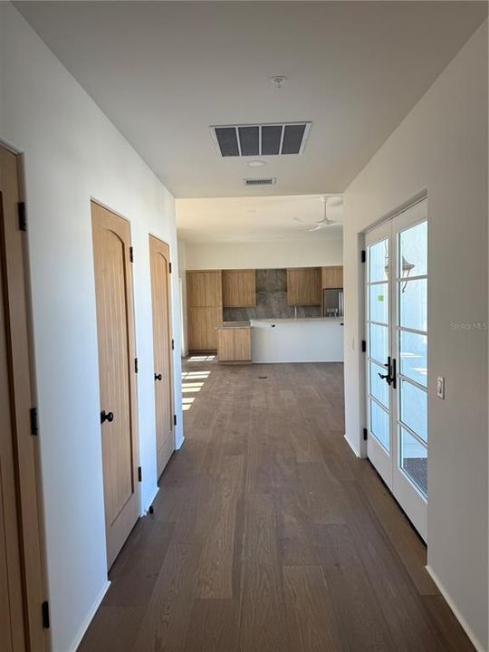 For Rent: $6,000 (2 beds, 2 baths, 1500 Square Feet)