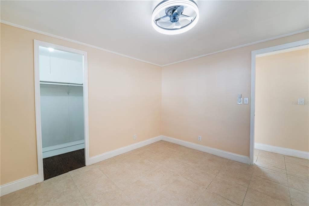 Active With Contract: $320,000 (3 beds, 2 baths, 1567 Square Feet)