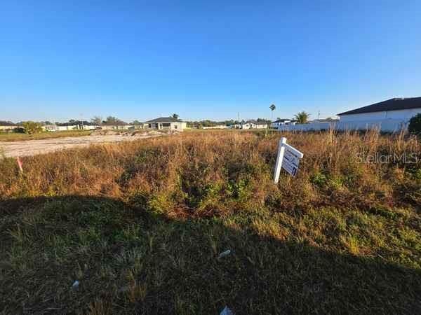 На продажу: $170,000 (0.25 acres)