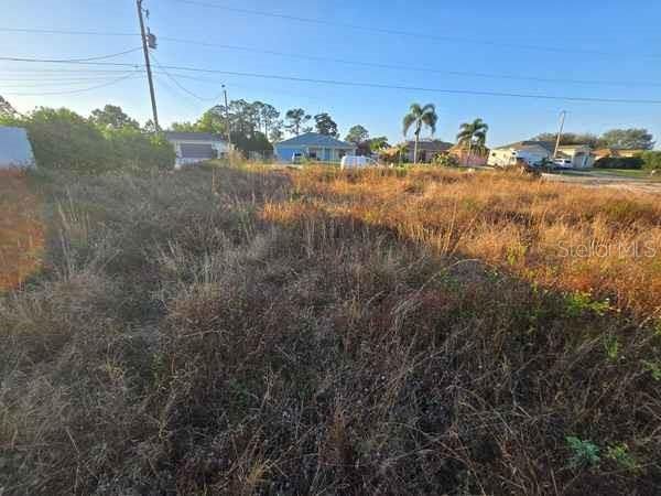 На продажу: $170,000 (0.25 acres)