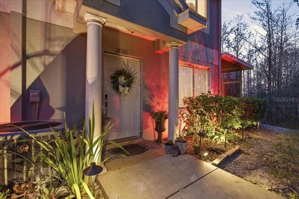 Activo con contrato: $249,900 (3 camas, 2 baños, 1364 Pies cuadrados)