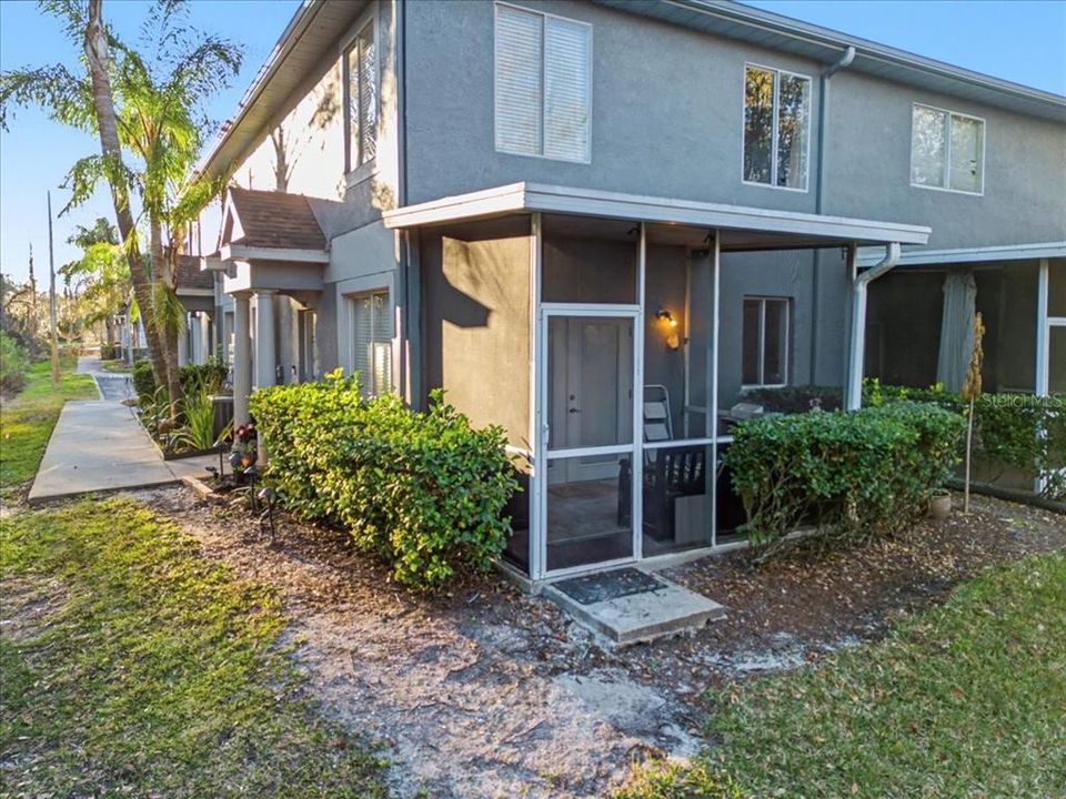 Activo con contrato: $249,900 (3 camas, 2 baños, 1364 Pies cuadrados)