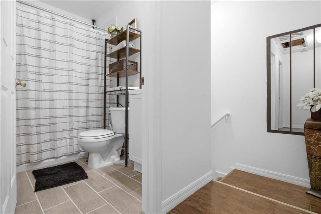 Activo con contrato: $249,900 (3 camas, 2 baños, 1364 Pies cuadrados)