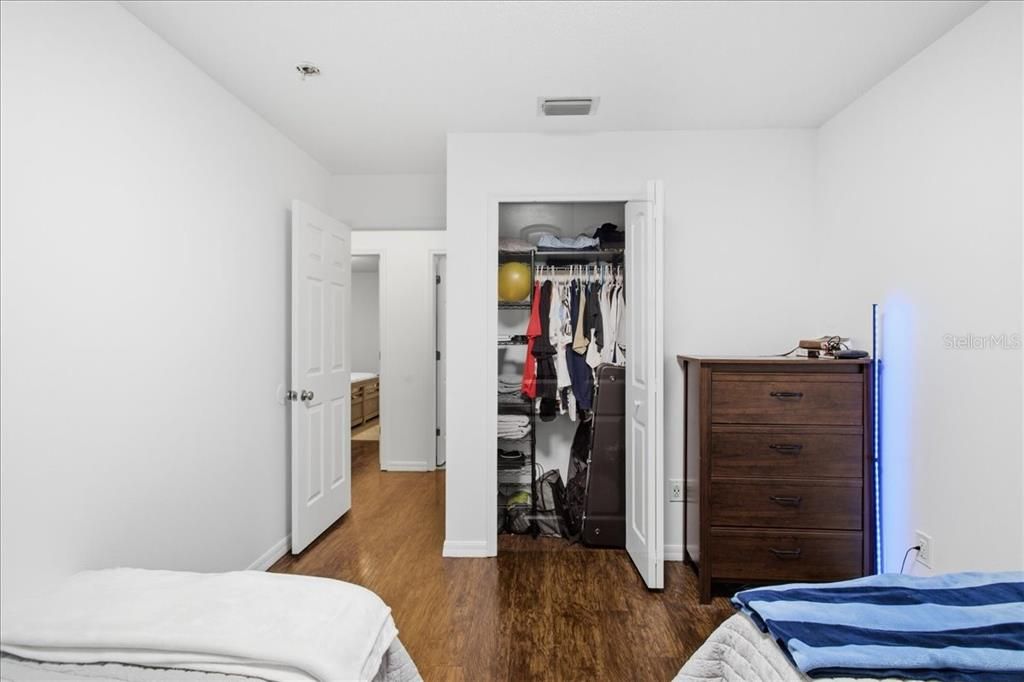 Activo con contrato: $249,900 (3 camas, 2 baños, 1364 Pies cuadrados)