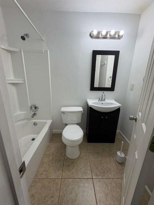 En Renta: $1,750 (4 camas, 2 baños, 820 Pies cuadrados)