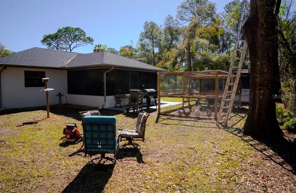 Active With Contract: $269,900 (2 beds, 2 baths, 1402 Square Feet)