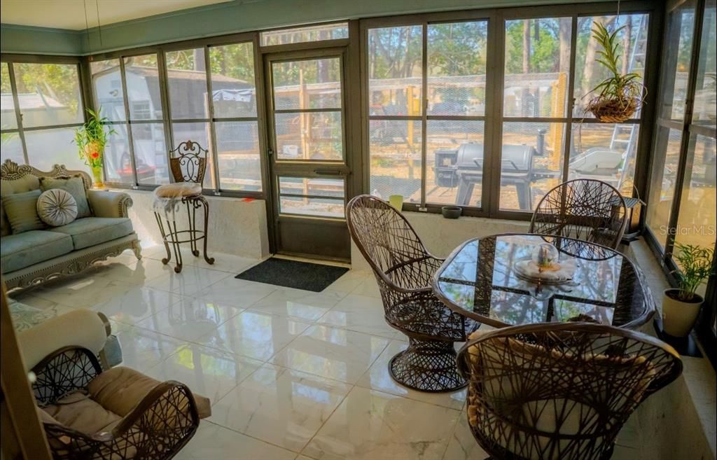 Active With Contract: $269,900 (2 beds, 2 baths, 1402 Square Feet)