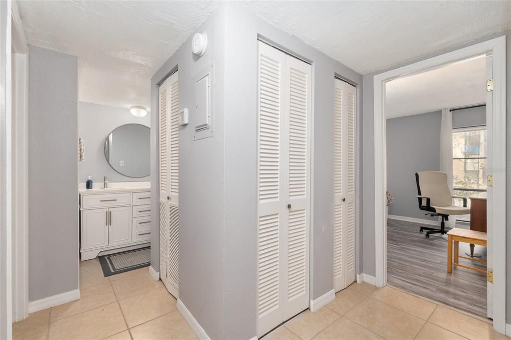 En Venta: $81,900 (1 camas, 1 baños, 876 Pies cuadrados)