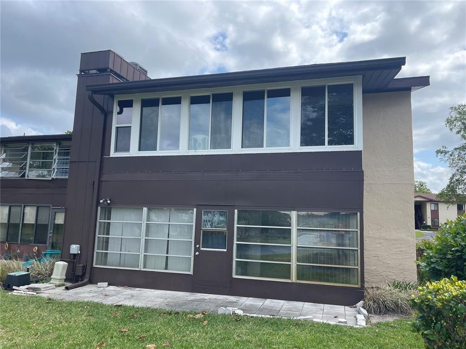 待售: $109,900 (2 贝兹, 2 浴室, 1108 平方英尺)