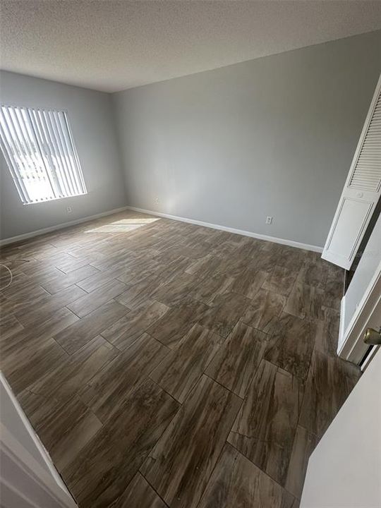 Active With Contract: $1,500 (2 beds, 2 baths, 1064 Square Feet)