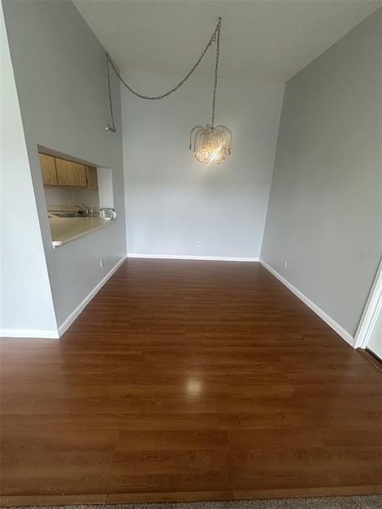 Active With Contract: $1,500 (2 beds, 2 baths, 1064 Square Feet)