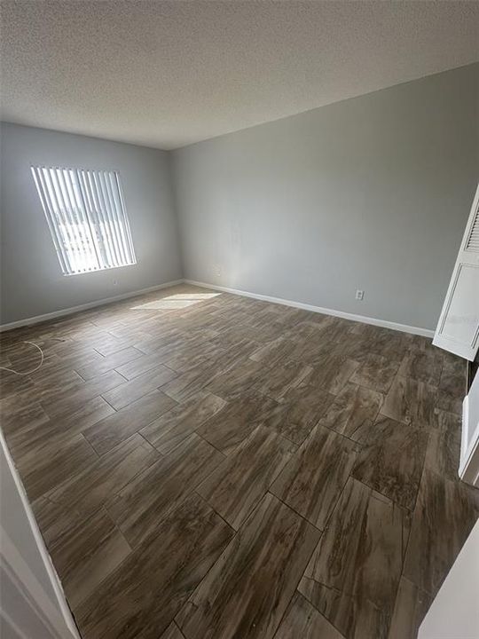 Active With Contract: $1,500 (2 beds, 2 baths, 1064 Square Feet)