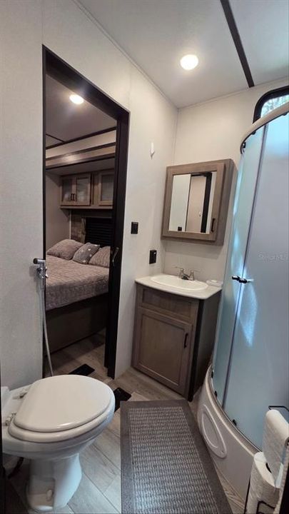 На продажу: $359,000 (0.07 acres)