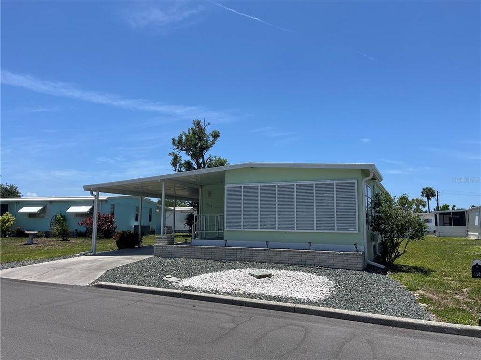 Activo con contrato: $135,000 (2 camas, 2 baños, 1128 Pies cuadrados)