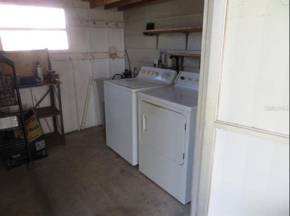 Activo con contrato: $135,000 (2 camas, 2 baños, 1128 Pies cuadrados)