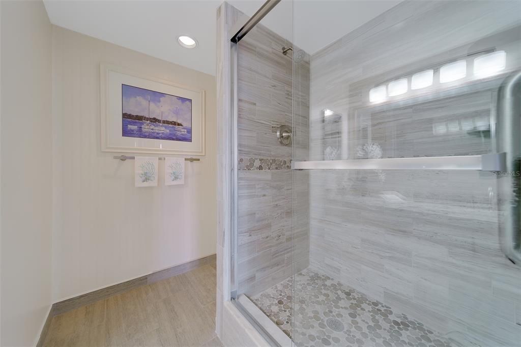 For Sale: $774,900 (2 beds, 2 baths, 1844 Square Feet)