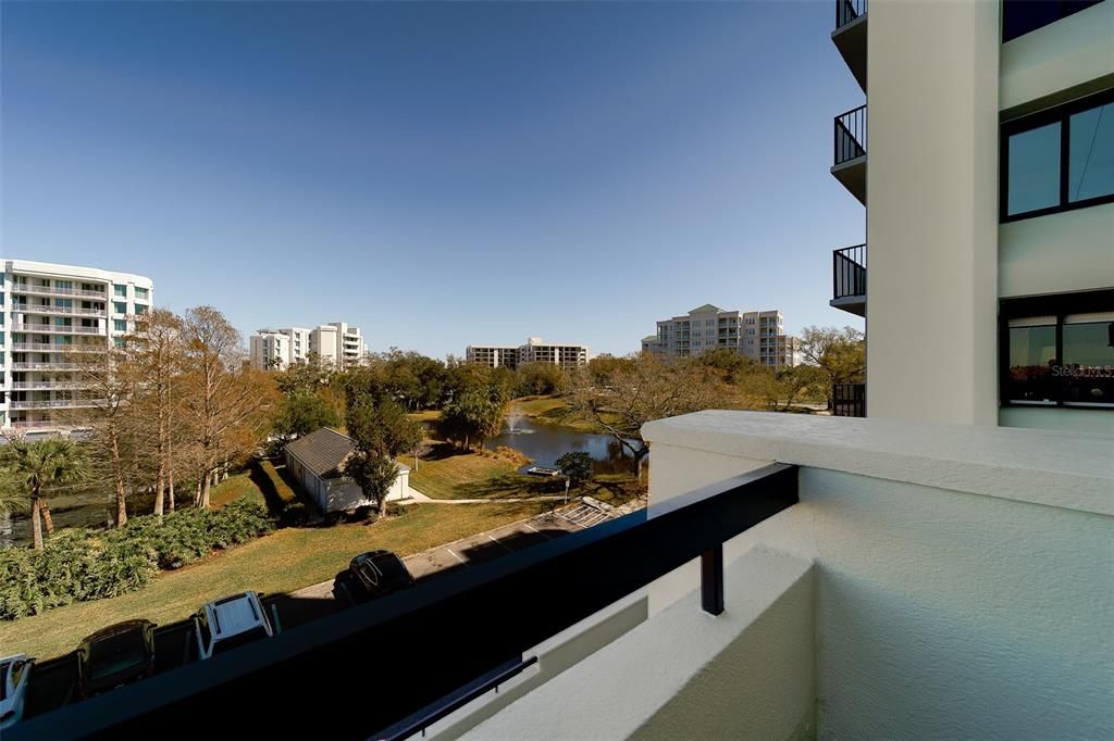 For Sale: $774,900 (2 beds, 2 baths, 1844 Square Feet)