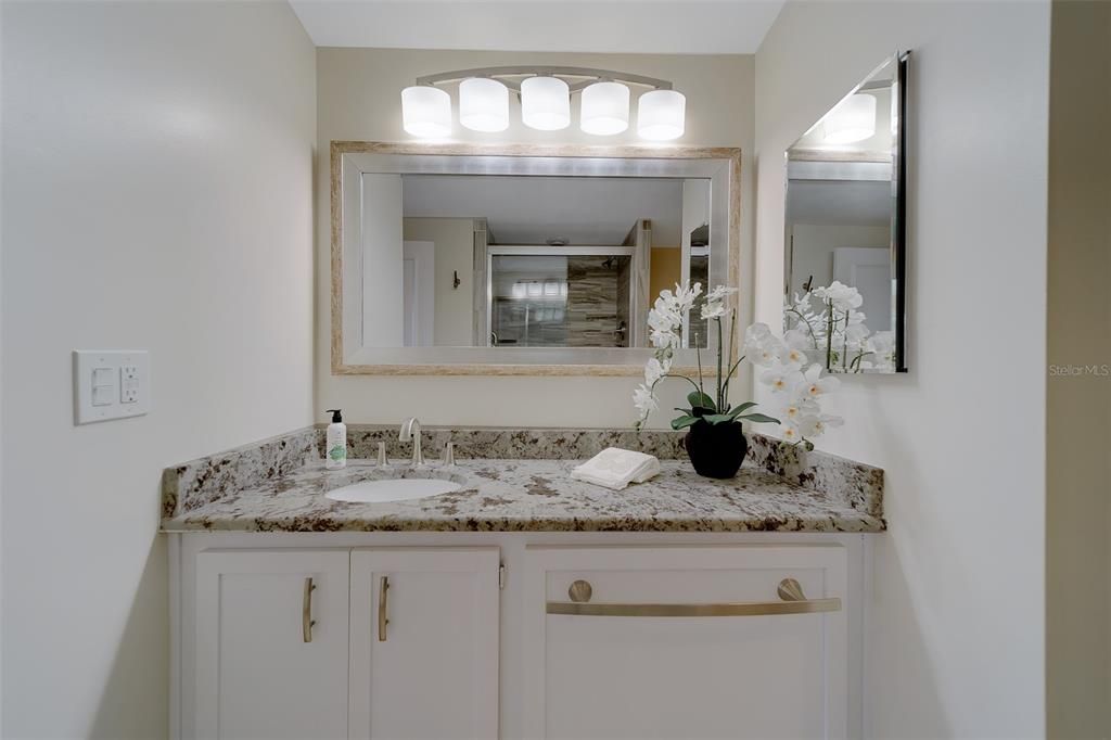 For Sale: $774,900 (2 beds, 2 baths, 1844 Square Feet)