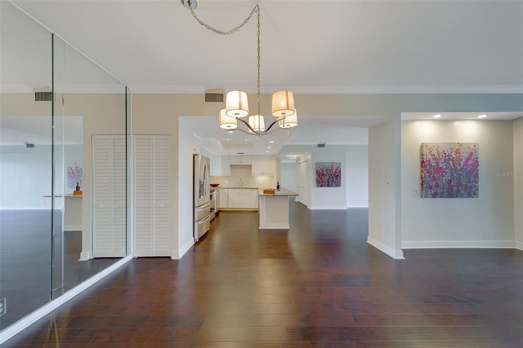 For Sale: $774,900 (2 beds, 2 baths, 1844 Square Feet)