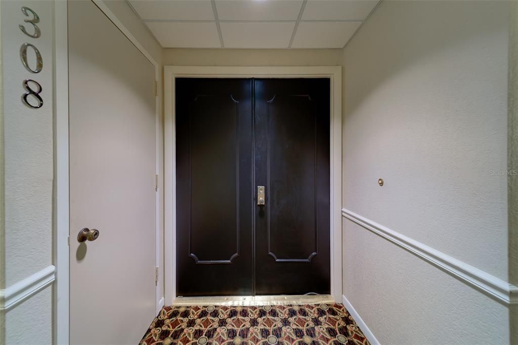 For Sale: $774,900 (2 beds, 2 baths, 1844 Square Feet)