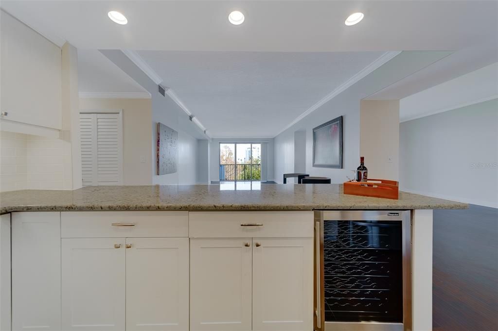 For Sale: $774,900 (2 beds, 2 baths, 1844 Square Feet)
