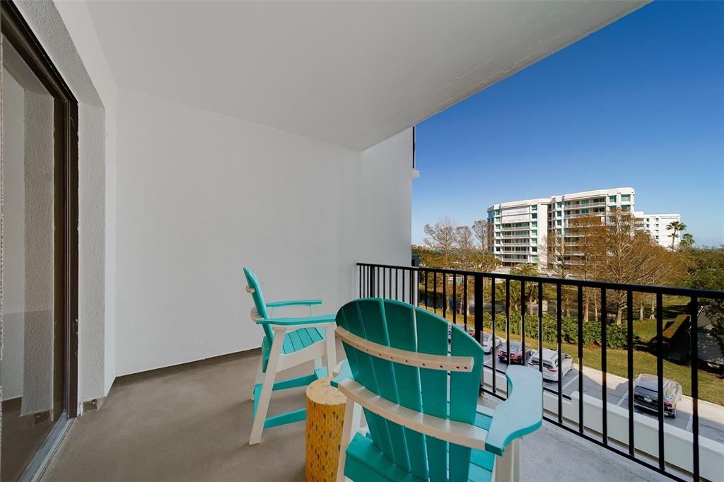For Sale: $774,900 (2 beds, 2 baths, 1844 Square Feet)