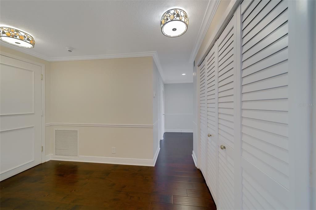 For Sale: $774,900 (2 beds, 2 baths, 1844 Square Feet)