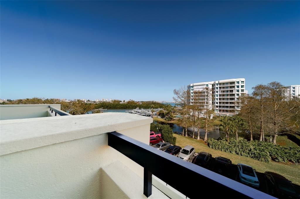 For Sale: $774,900 (2 beds, 2 baths, 1844 Square Feet)