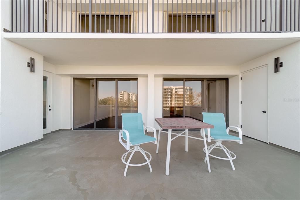 For Sale: $774,900 (2 beds, 2 baths, 1844 Square Feet)