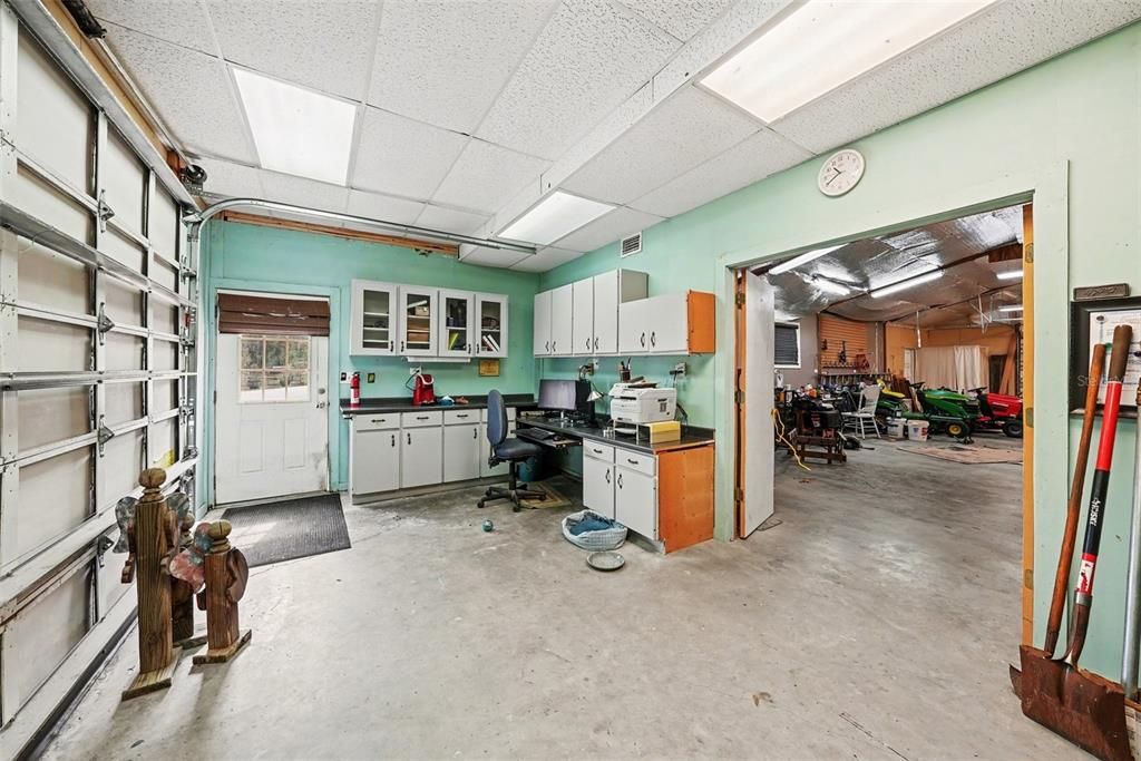 Activo con contrato: $630,000 (3 camas, 3 baños, 2627 Pies cuadrados)