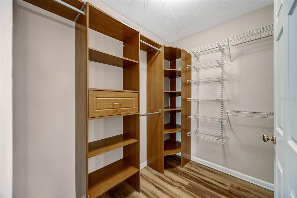 Activo con contrato: $665,000 (3 camas, 3 baños, 2017 Pies cuadrados)