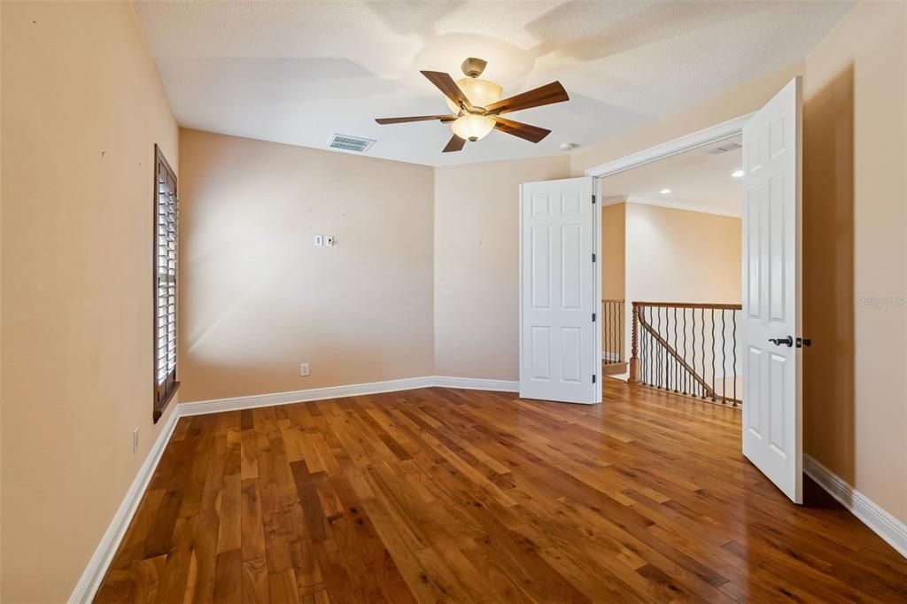 Active With Contract: $1,200,000 (5 beds, 3 baths, 3733 Square Feet)