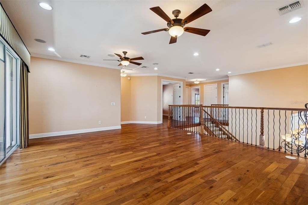 Active With Contract: $1,200,000 (5 beds, 3 baths, 3733 Square Feet)