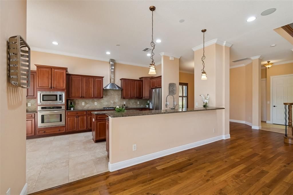 Active With Contract: $1,200,000 (5 beds, 3 baths, 3733 Square Feet)