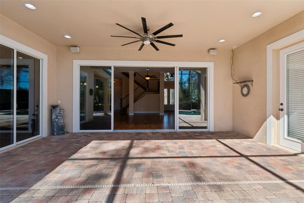 Active With Contract: $1,200,000 (5 beds, 3 baths, 3733 Square Feet)