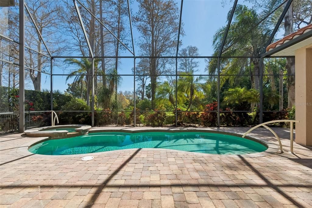 Active With Contract: $1,200,000 (5 beds, 3 baths, 3733 Square Feet)