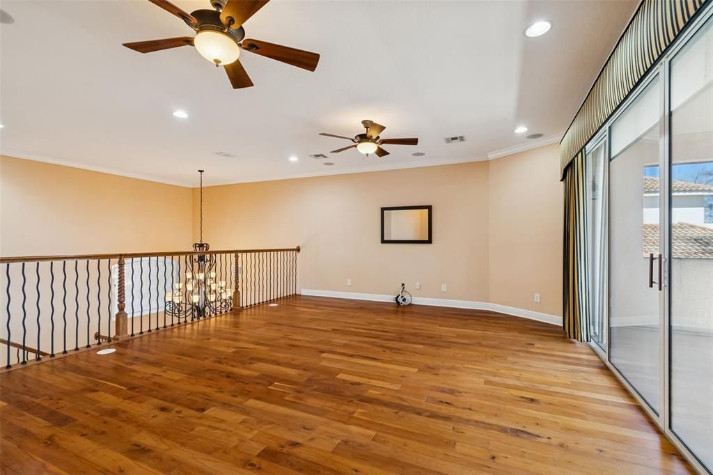 Active With Contract: $1,200,000 (5 beds, 3 baths, 3733 Square Feet)