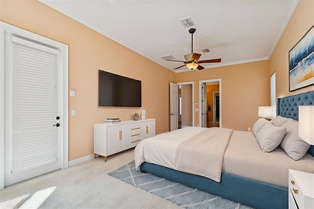 Active With Contract: $1,200,000 (5 beds, 3 baths, 3733 Square Feet)