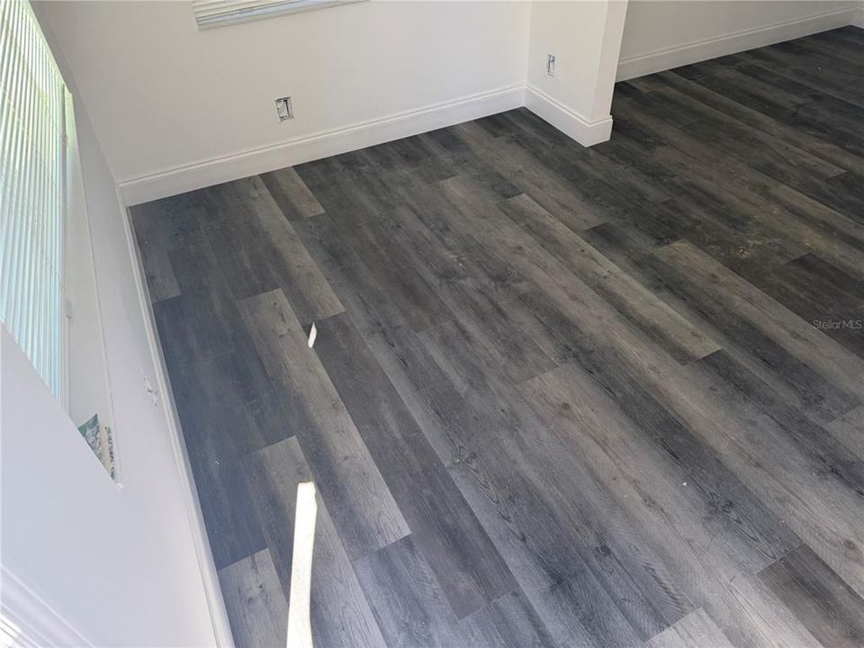 For Rent: $1,099 (2 beds, 1 baths, 783 Square Feet)