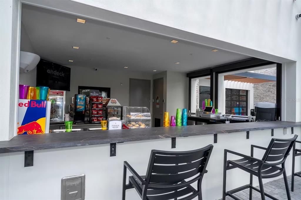 For Sale: $895,000 (5 beds, 5 baths, 1918 Square Feet)