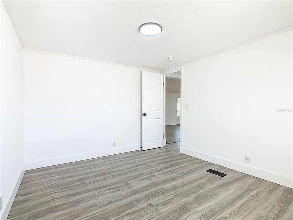 En Venta: $329,990 (4 camas, 2 baños, 1836 Pies cuadrados)