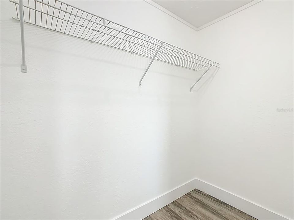 En Venta: $329,990 (4 camas, 2 baños, 1836 Pies cuadrados)