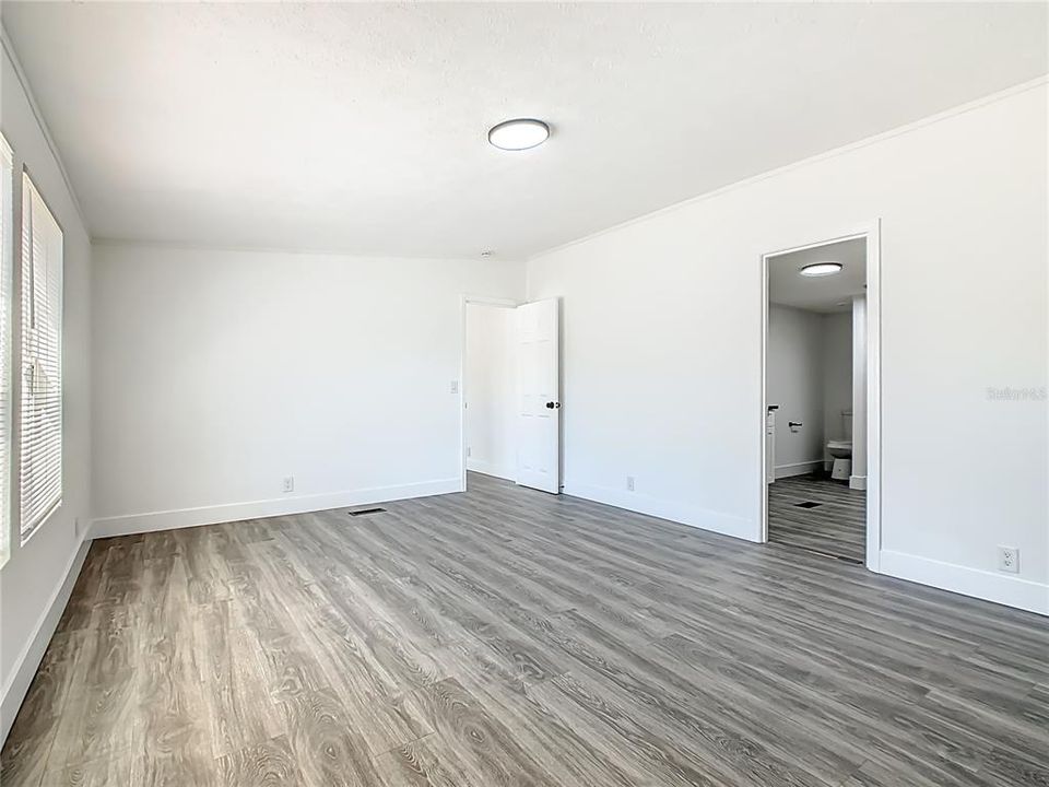 En Venta: $329,990 (4 camas, 2 baños, 1836 Pies cuadrados)