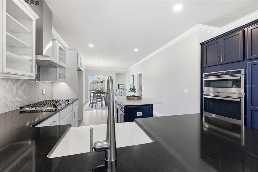 En Venta: $372,500 (3 camas, 2 baños, 1602 Pies cuadrados)